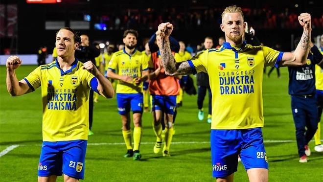 的背后不仅 的背后不仅