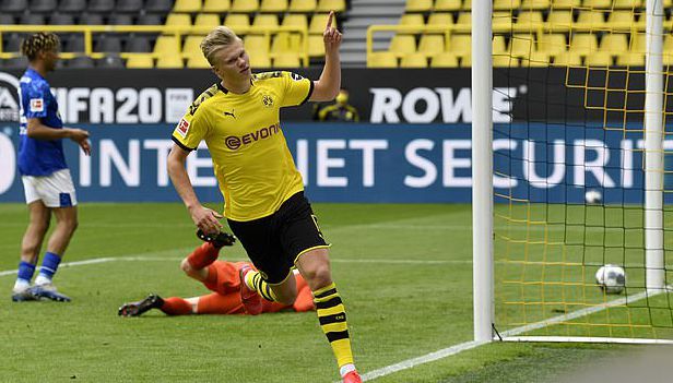 赛场上多了 赛场上多了