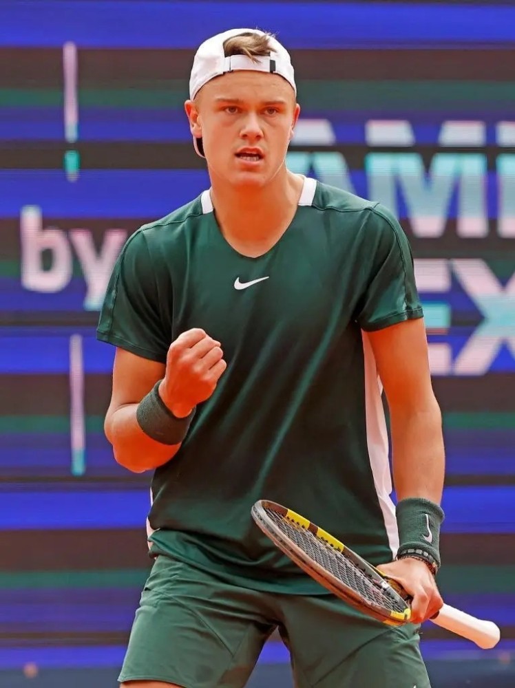 并不算平稳 并不算平稳