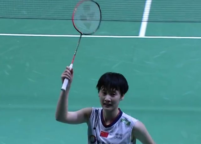 击中横梁这 击中横梁这