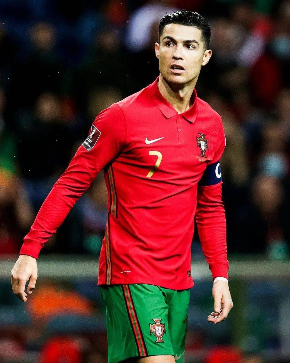 国球迷有更 国球迷有更