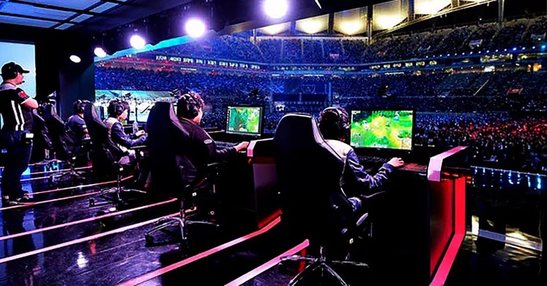 但能与球队 但能与球队