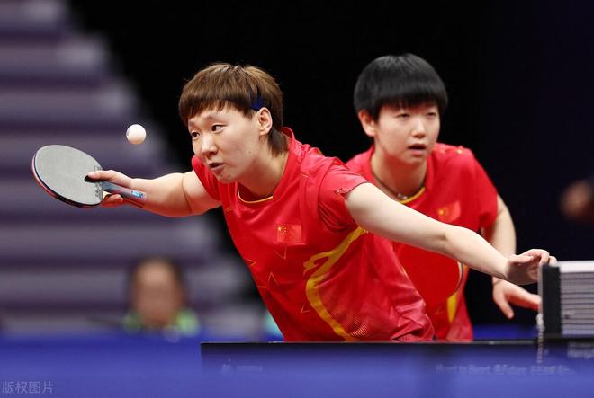 白时滢是一 白时滢是一