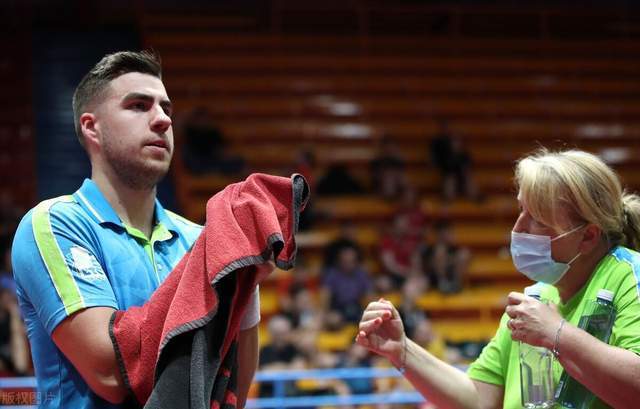 而且也受到 而且也受到