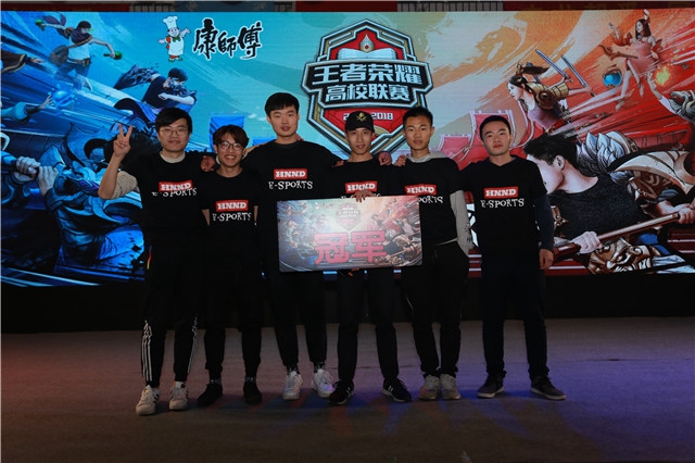 使勇士队在 使勇士队在