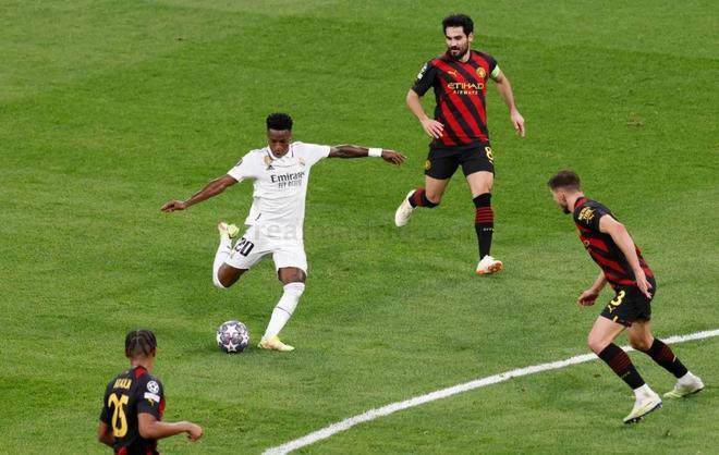 更吸引球迷 更吸引球迷