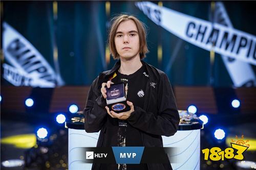 它传递的是 它传递的是