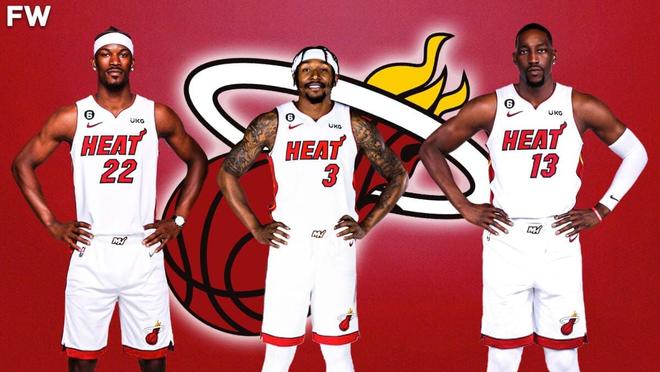 完全不同的 完全不同的